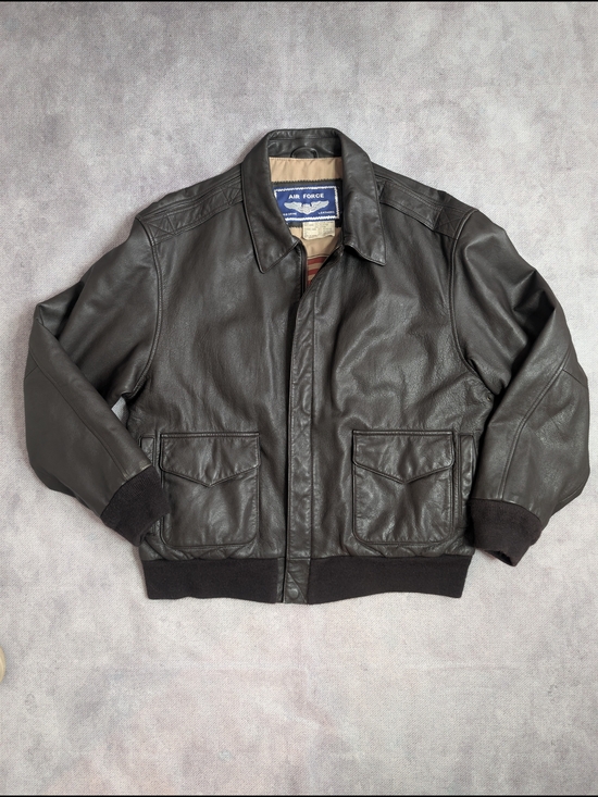 Air Force Other - Air Force Airborne Leathers Jacket Mens  Size L Dark Brown Bomber USA Flag Lined